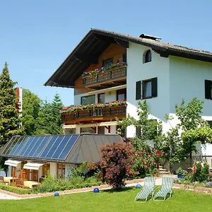 Haus Salzburgblick Couette-café